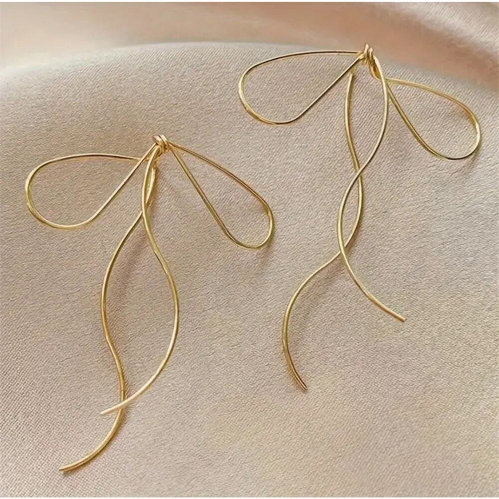Gold Dainty Delicacte Wire Bow Shape Earrings  Gift For Women